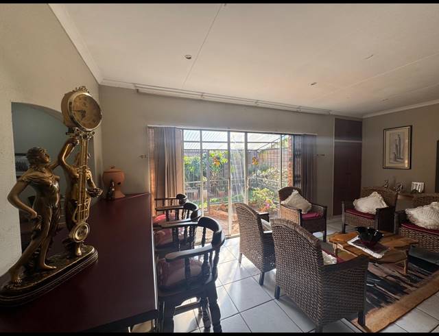 3 BEDROOM HOUSE FOR SALE IN SUNAIR PARK